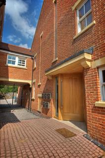 2 bedroom apartment to rent - Divinity Road,  Oxford,  OX4