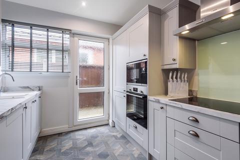 29 Arundel Drive, Worcester, WR5 2HU
