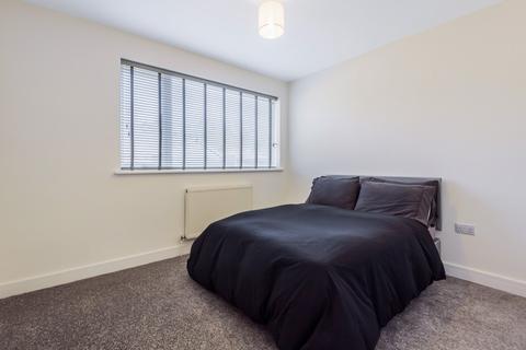 29 Arundel Drive, Worcester, WR5 2HU
