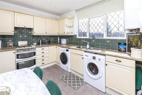 79 Tamar Way, Slough, SL3 8SY