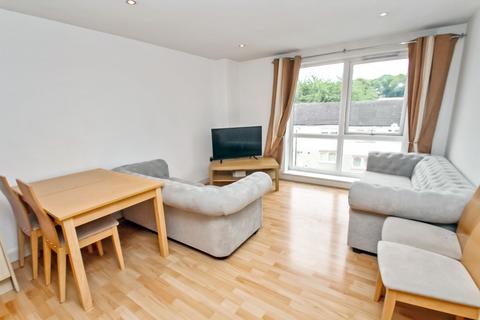 3 bedroom apartment to rent, BILLS INCLUDED - Holborn Central, Woodhouse, LS6