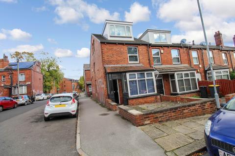 4 bedroom semi-detached house to rent, BILLS INCLUDED - Headingley Avenue, Headingley, Leeds, LS6