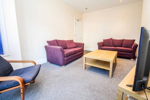 undefined, BILLS INCLUDED - Headingley Avenue, Headingley, Leeds, LS6
