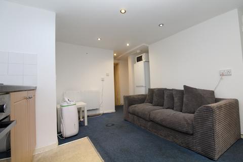 1 bedroom apartment to rent, Hartley Avenue, Woodhouse, Leeds, LS6