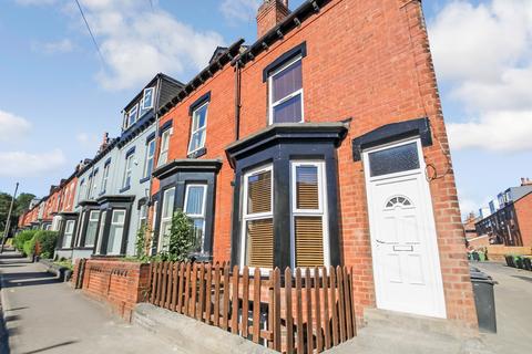 3 bedroom end of terrace house to rent, BILLS INCLUDED - Norwood Terrace, Hyde Park, Leeds, LS6