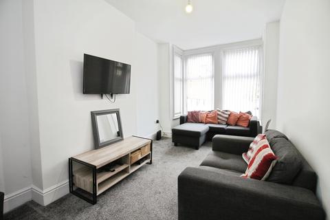 undefined, BILLS INCLUDED - Headingley Mount, Headingley, Leeds, LS6