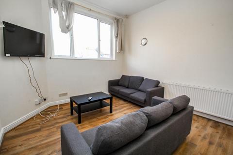 undefined, BILLS INCLUDED - Haddon Road, Burley, Leeds, LS6