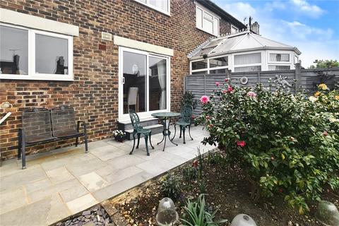 16 Albert Road, Rustington, Littlehampton, BN16 3JS