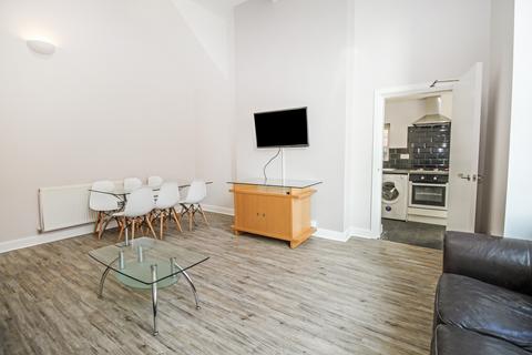6 bedroom apartment to rent, BILLS INCLUDED - Clarendon Road, City Centre, Leeds, LS2