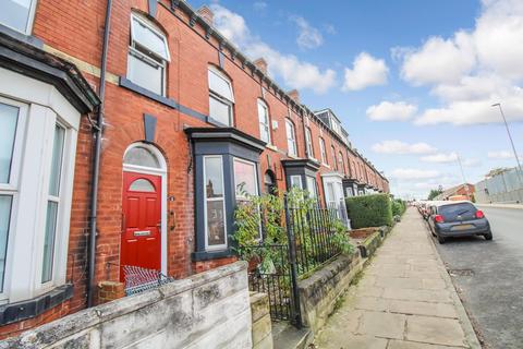 4 bedroom terraced house to rent, BILLS INCLUDED - Ashville Road, Hyde Park, Leeds, LS6