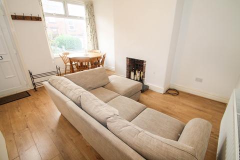 undefined, BILLS INCLUDED - Woodside Avenue, Burley, Leeds, LS4