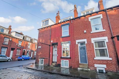 5 bedroom end of terrace house to rent, BILLS INCLUDED, Beamsley Terrace, Hyde Park, Leeds, LS6