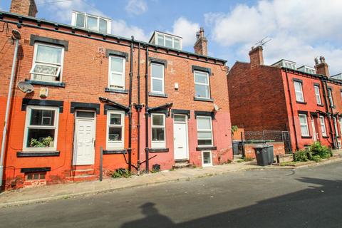 3 bedroom terraced house to rent, BILLS INCLUDED - Harold View, Hyde Park, Leeds, LS6