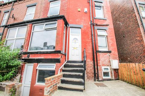 3 bedroom terraced house to rent, BILLS INCLUDED - Beechwood Terrace, Burley, Leeds, LS4