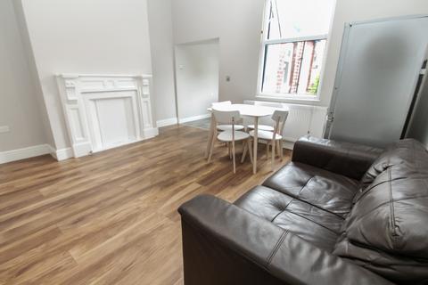 undefined, BILLS INCLUSIVE - Archery Place, Woodhouse, Leeds, LS6