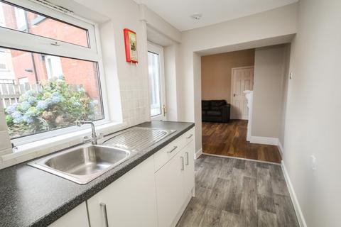 undefined, BILLS INCLUSIVE - Archery Place, Woodhouse, Leeds, LS6