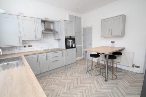 BILLS INCLUDED - Grimthorpe Terrace, Headingley, Leeds, LS6