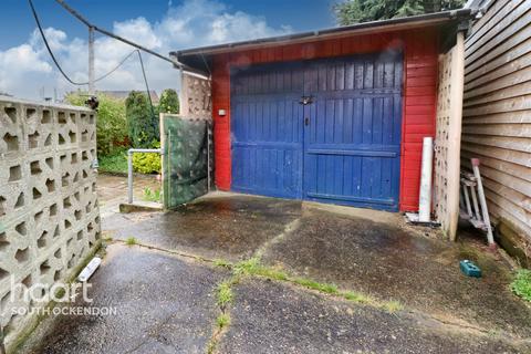 25 Gatehope Drive, South Ockendon, RM15 5HS