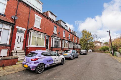 5 bedroom terraced house to rent - ALL BILLS INCLUDED - Graham Grove, Burley