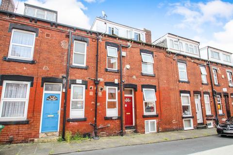 4 bedroom terraced house to rent, BILLS INCLUDED - Harold Avenue, Hyde Park, Leeds, LS6