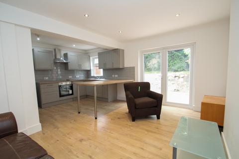 undefined, BILLS INCLUDED - Derwentwater Grove, Headingley, Leeds, LS6