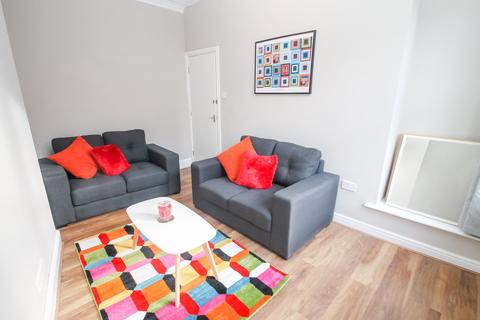 6 bedroom terraced house to rent - ALL BILLS INCLUDED - Beechwood Terrace