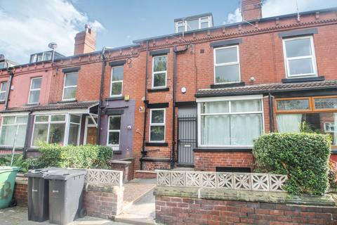 3 bedroom terraced house to rent, BILLS INCLUDED - Talbot Avenue, Burley, Leeds, LS4