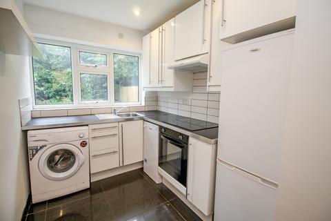 4 bedroom semi-detached house to rent, BILLS INCLUDED - Stanmore Crescent, Burley, Leeds, LS4