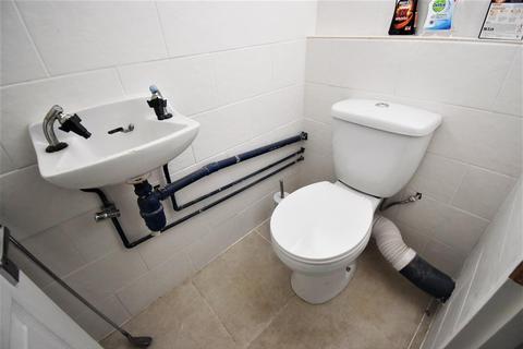 45 Aluric Close, Grays, RM16 4NB