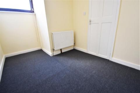 45 Aluric Close, Grays, RM16 4NB
