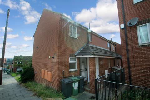 Studio to rent, Belle Vue Court, Hyde Park, Leeds, LS6