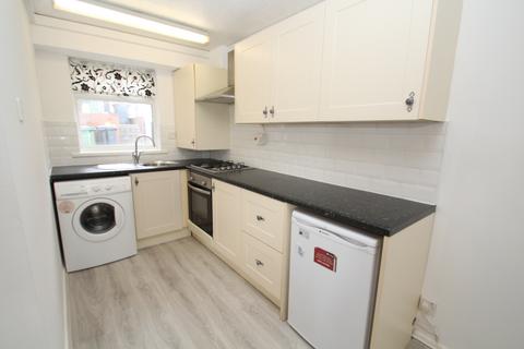 Studio to rent, Belle Vue Court, Hyde Park, Leeds, LS6