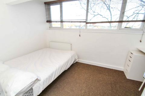 5 bedroom end of terrace house to rent, BILLS INCLUDED - Beechwood Terrace, Burley, Leeds, LS4