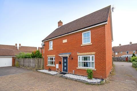 4 bedroom detached house for sale, Bergamot Close, Sittingbourne, ME10