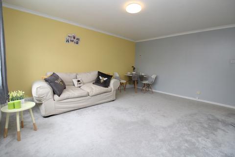 2 bedroom apartment to rent, Foxgrove Road, Beckenham, BR3