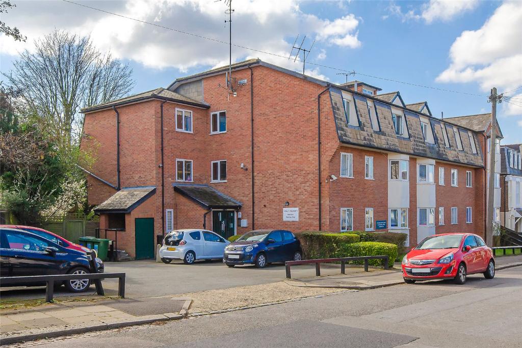 Mayflower Lodge, 10 Wetherill Road, London, N10 1 bed apartment for