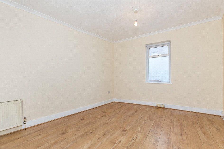 Stanley Grove, CROYDON, Surrey, CR0 2 bed £300,000