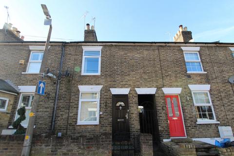 2 bedroom terraced house to rent, Myrtle Road, Warley, CM14