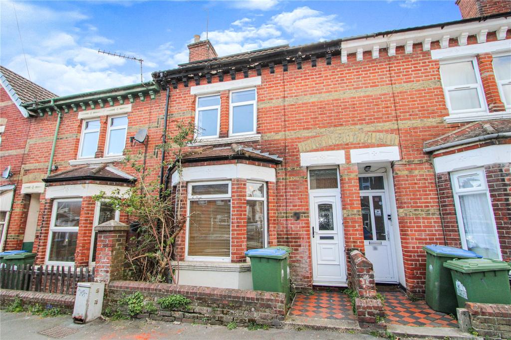 Foundry Lane, Southampton, Hampshire, SO15 3 bed terraced house £300,000