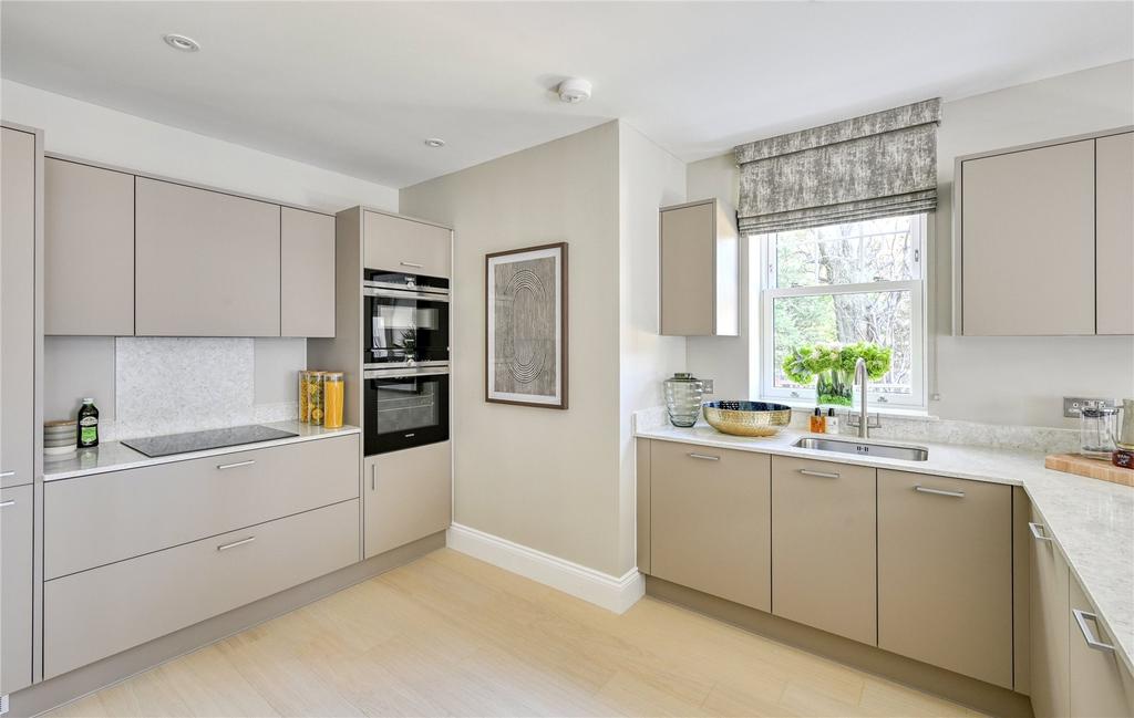 Plot 31 Show Kitchen
