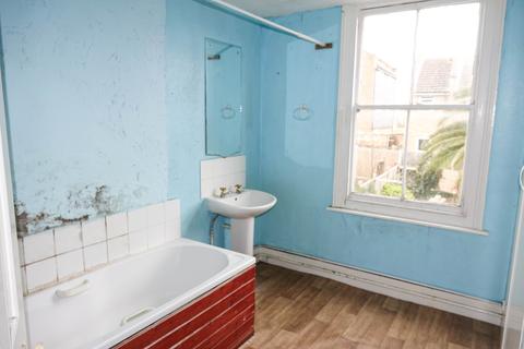 10 Argyle Road, Bognor Regis, PO21 1DY