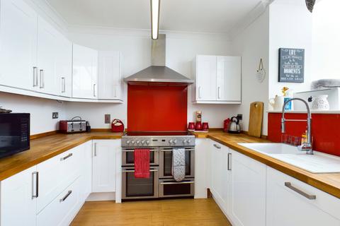 3 bedroom terraced house for sale - Myrtle Grove, Portsmouth, Hampshire, PO3