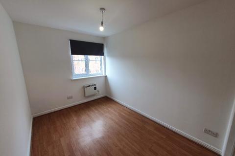 2 bedroom flat to rent, Main Street, Bridgeton, Glasgow, G40