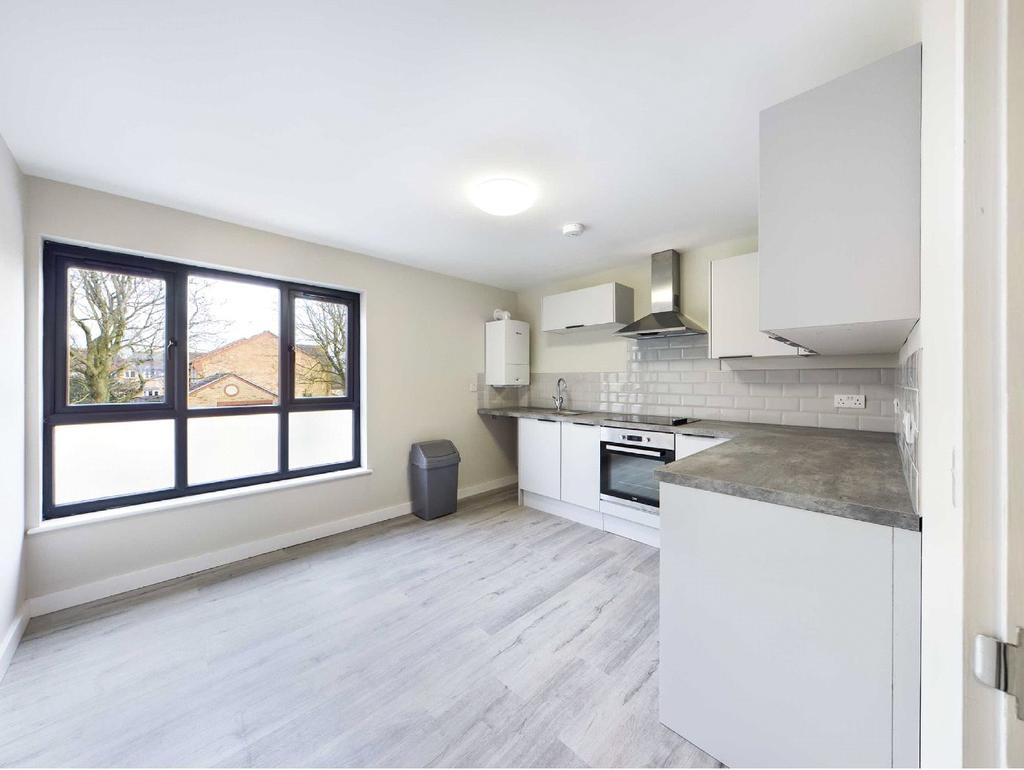 St Johns Avenue, Churchdown, Gloucester, GL3 2 bed apartment £825 pcm