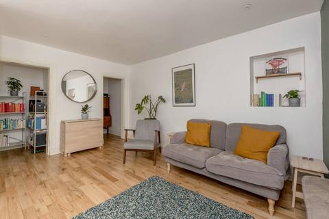 10a Trinity Crescent, Edinburgh, EH5 3ED