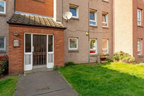 7/3 Murano Place, Edinburgh, EH7 5HH