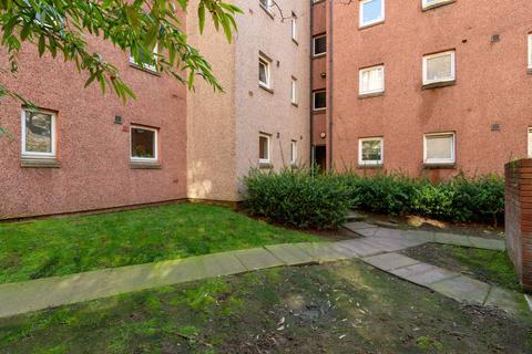 7/3 Murano Place, Edinburgh, EH7 5HH