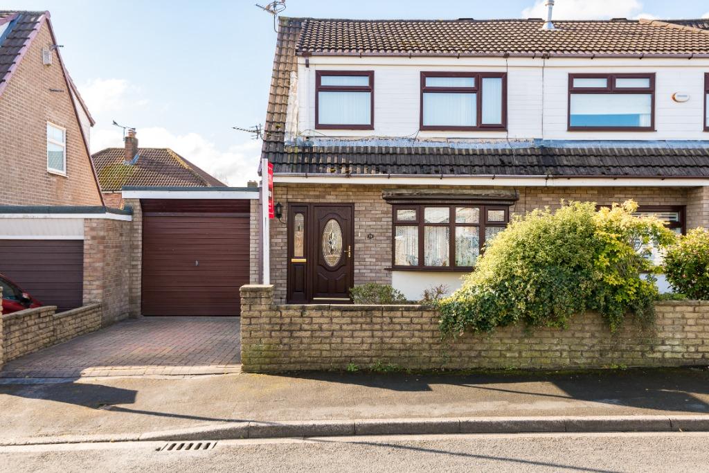 Whitehouse Close, Haydock, WA11 3 bed semidetached house £155,000