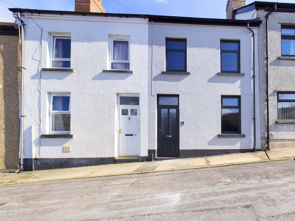 C Row, Side, Blaenavon, Pontypool, NP4 3 bed terraced house £695 pcm (£160 pw)