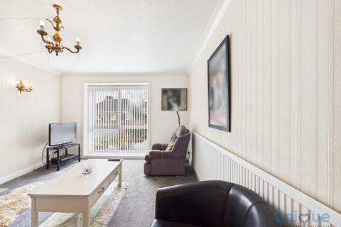 2 bedroom flat for sale, Raeside Court, 53 The Boulevard, Lytham St. Annes, FY8